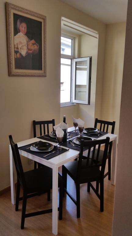 Apartamento Anjos Hotel Lisbon Room photo