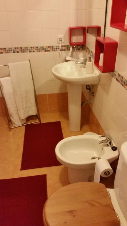 Apartamento Anjos Hotel Lisbon Room photo